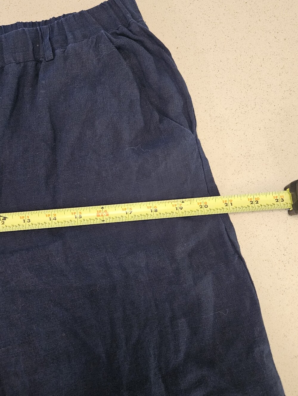 Quince Dark Blue 100% Linen SZ M Pull On Relaxed Fit Cropped Casual Pants - Picture 8 of 13